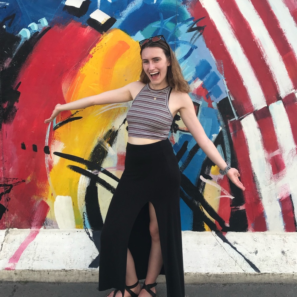 Meet your Posher, Elena